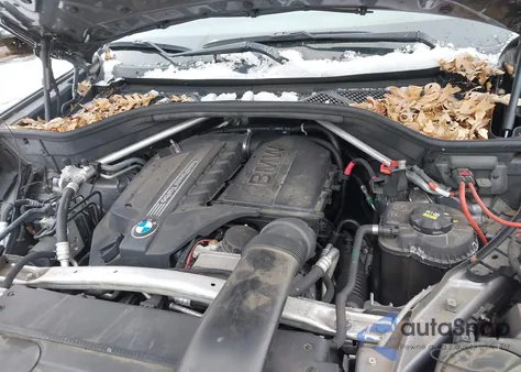 2015 BMW X5 xDrive35I из США, поврежденный, VIN 5UXKR0C59F0K62256